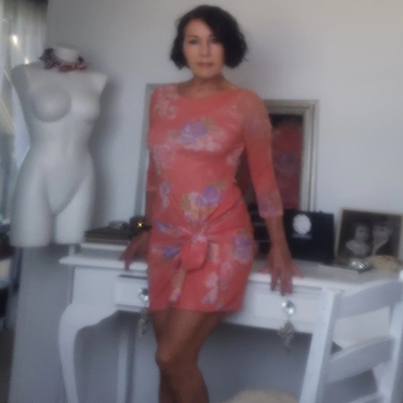 Meet your Posher, Ute - Picture 2 of 5